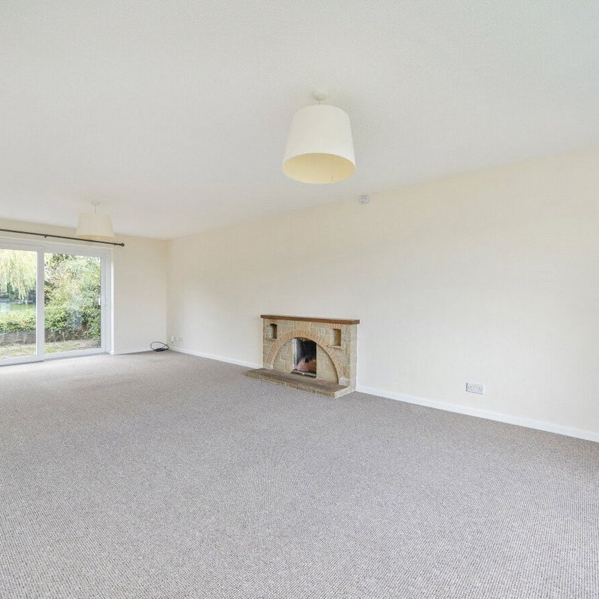 Foxholes Hill, Exmouth, Devon, EX8 - Photo 1