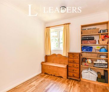 3 bedroom terraced house to rent - Photo 6