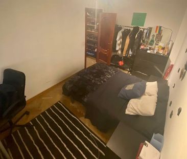 Carrer del Comte dUrgell, Barcelona, Catalonia - Photo 6