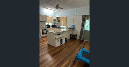 TRADITIONAL HOME – WALK TO THE BROADWATER - Photo 5