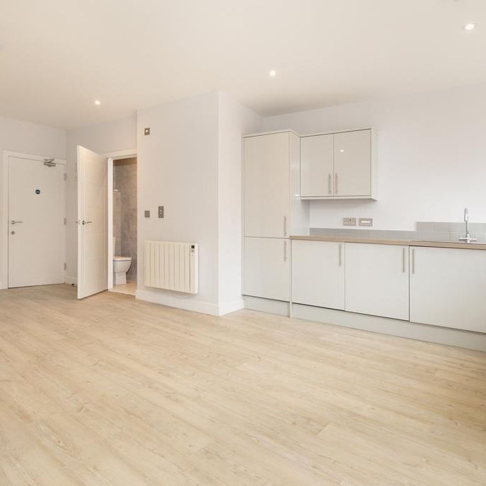 Studio to rent - Photo 1