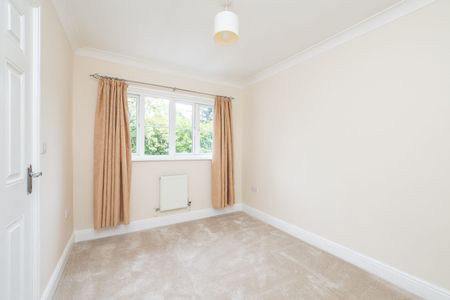 Riverside Close, Wallington, SM6 - Photo 5