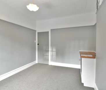 2 Bedroom Flat - Photo 6