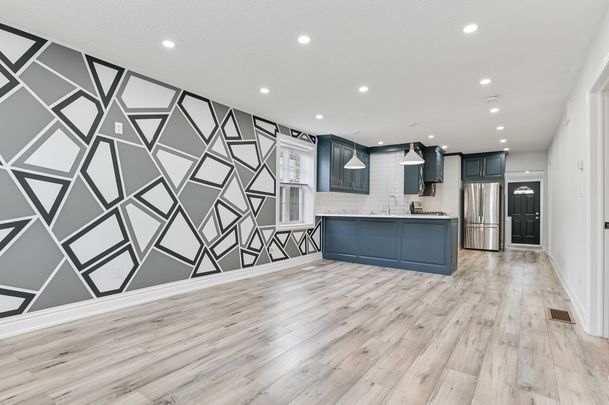 For Lease - 54 Craigmiller Avenue Unit# Upper, Hamilton, Ontario - Photo 1