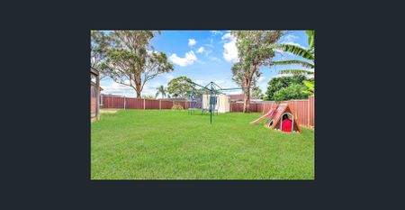 Cozy Family Home! - Photo 5