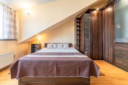 Mieszkanie do wynajęcia 2 pokoje Jerzego Żuławskiego, Kraków 70 m² - Фото 2