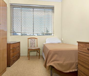 Cozy room in a convenient Croydon location - Photo 5