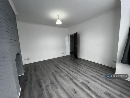 4 bedroom terraced house to rent - Photo 5