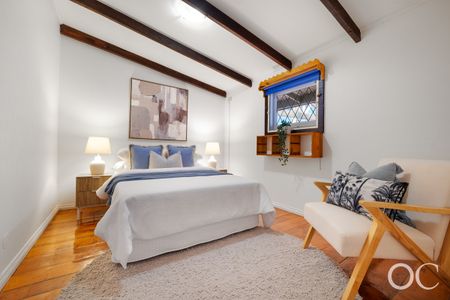 Open the Door to Coastal Charm and Character in Port Noarlunga - Photo 2