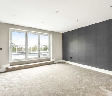 Bergamot House, 52 Rowantree Road - Photo 1