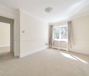 5 bedroom end of terrace house to rent - Photo 3