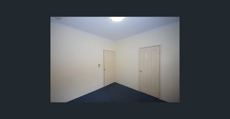 Lovely Downstairs Unit Available in Atwell - $400/week - Photo 2