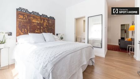 valencia, Valencian Community 46002 - Photo 4