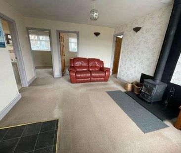 Seaview Crescent, Goodwick, SA64 - Photo 4