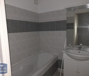 Location Appartement 2 pièces 48m² PONT ST ESPRIT 30130 - Photo 3