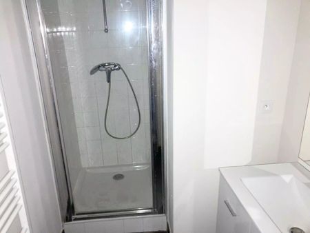 location Appartement T3 DE 79.43m² À AVIGNON - Photo 4