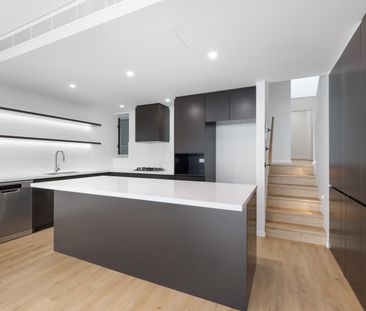 115 Derwent Street, Glebe NSW 2037 - House For Rent | Domain - Photo 5