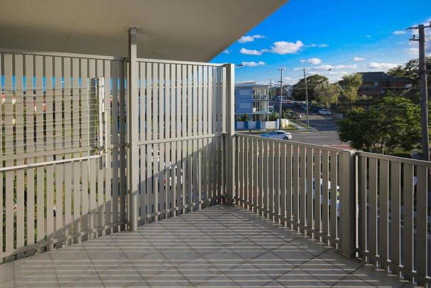 2/92 Cleveland Street, 4120, Greenslopes Qld - Photo 1