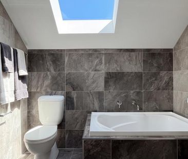 Immaculate Four Bedroom Home With Double Lock Up Garage - Photo 6