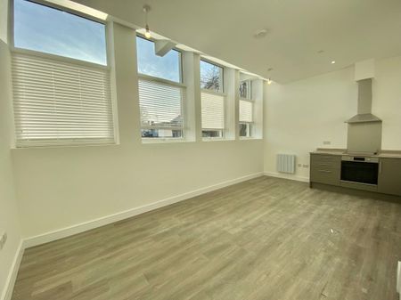 Peterborough - Photo 4