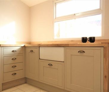 5 bedroom house, 1 en-suite - Photo 5