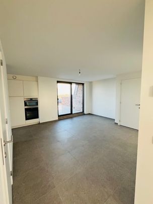 Appartement te huur - Photo 1