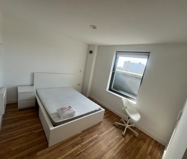 Studio Flat, Salford, M6 - Photo 1