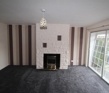 3 bedroom detached house to rent - Photo 4