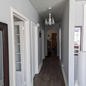 À louer un grand 5 1/2 au centre ville de Trois-Rivières - Photo 2