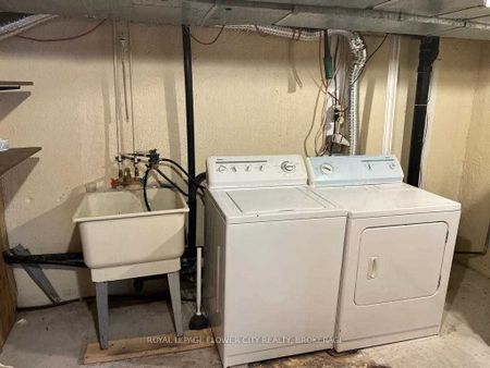 For Lease - 12 Lorne Court Unit# Basement, Brampton, Ontario - Photo 2