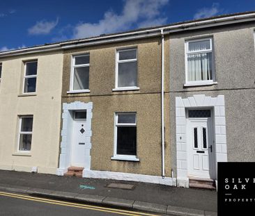 3 bedroom terraced house to rent - Photo 2