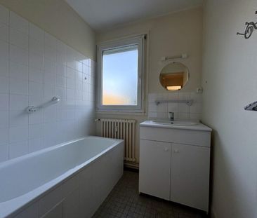 APPARTEMENT T3 A LOUER A LE COTEAU - - Photo 4