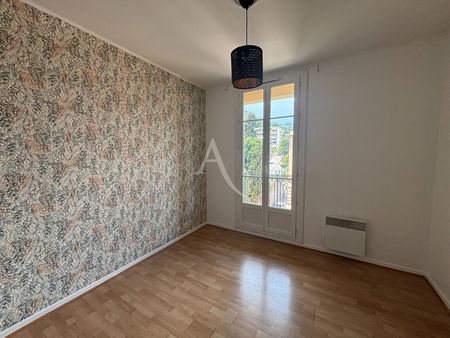 Location Appartement 4 pièces 103m² NICE 06000 - Photo 3