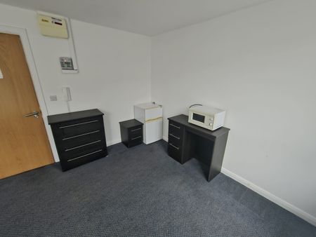 Studio Flat, Fountain Place, SW9 - Photo 4