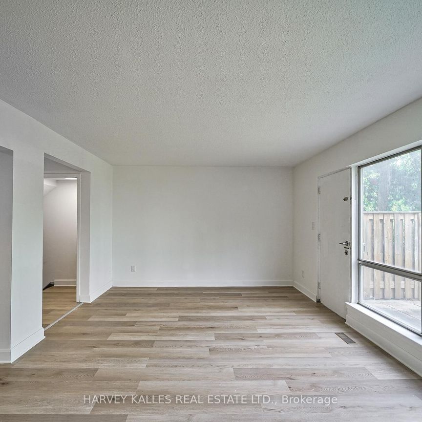 For Lease - 2012 Sheppard Avenue Unit# TH102, Toronto, Ontario - Photo 1