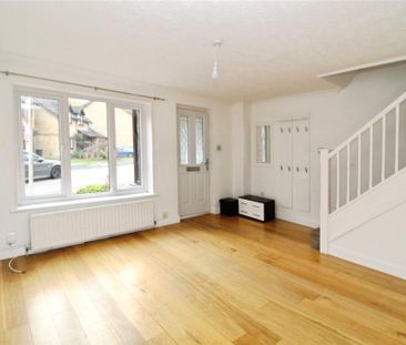 3 bedroom terraced house to rent - Photo 2