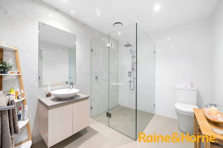Stunning 1 Bedroom Apartment with 18th Sprawling Floor Water Views in Rhodes Central - Photo 4