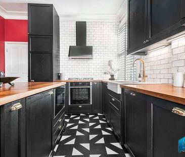 St. Michael's Terrace, Muswell Hill, London, N22 - Photo 1