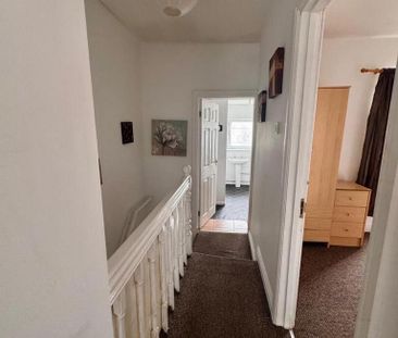 4 bedroom terraced house to rent - Photo 1