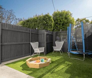 Elevated Living with Effortless Indoor-Outdoor Flow - Photo 4