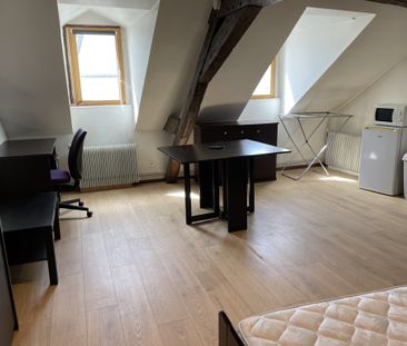 Location Appartement 1 pièce 30m² CHATELLERAULT 86100 - Photo 1