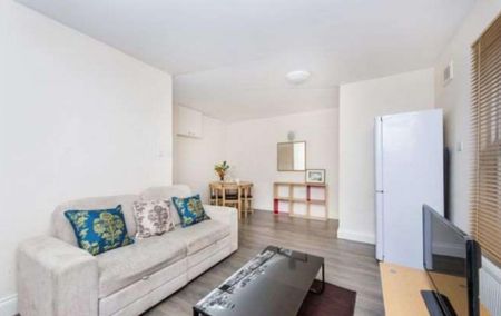 1 Bed Flat, Heneage Street, E1 - Photo 2