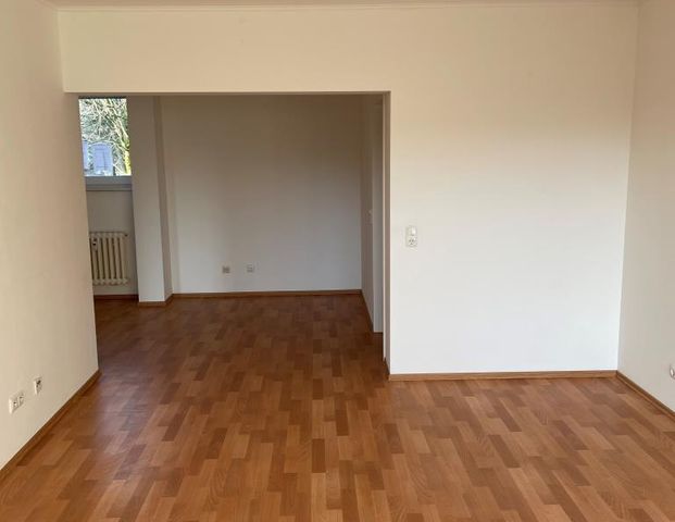 2-Zimmer-Wohnung in Duisburg Obermarxloh - Photo 1
