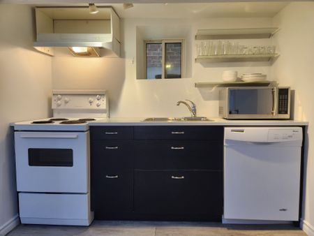 For Lease - 230 Rushton Road, Toronto, Ontario - Photo 5