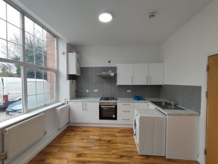 1 bedroom apartment to rent - Photo 2