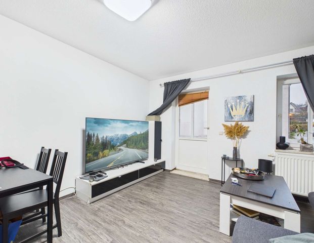 Moderne 2-Raum-Wohnung mit Balkon & Carport in Rodewisch - Photo 1