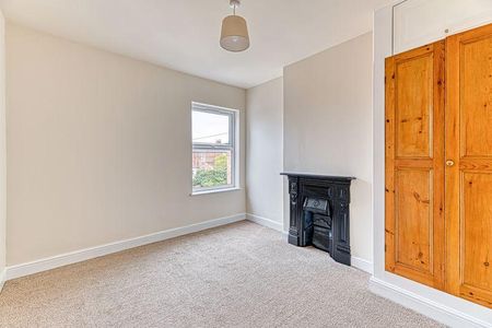 3 bedroom end of terrace house to rent - Photo 5