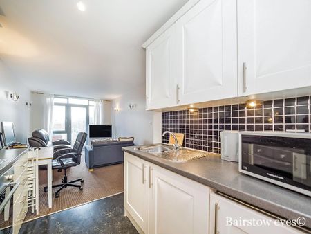 1 bedroom flat to rent - Photo 3