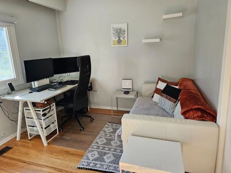 36 James Gray Drive E #Upper - Photo 4