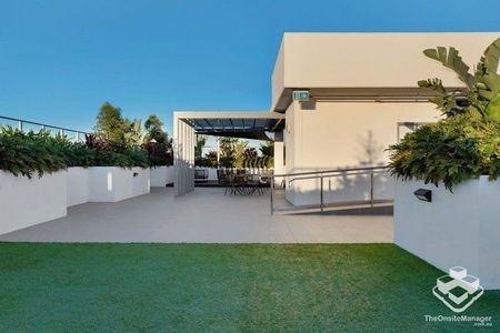 Modern 1-Bedroom Apartment in The Link, Nundah â Prime Location & Lifestyle Convenience - Photo 5